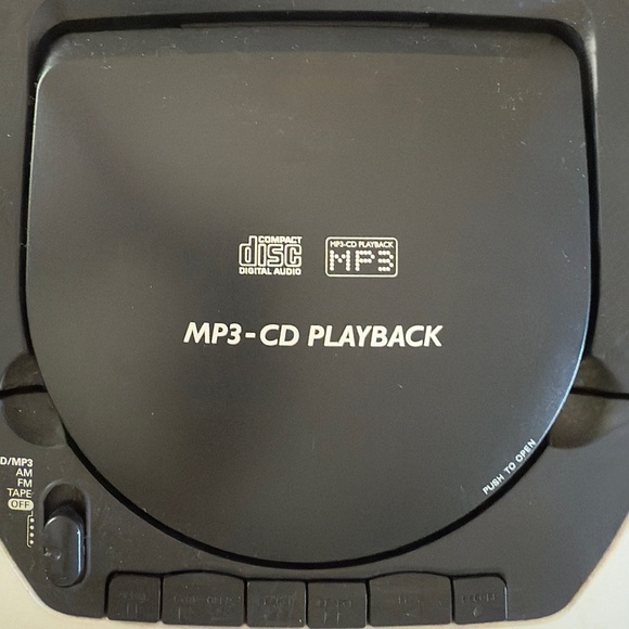 Philips Silver Portable CD Player with AM/FM Radio - Picture 2 of 3